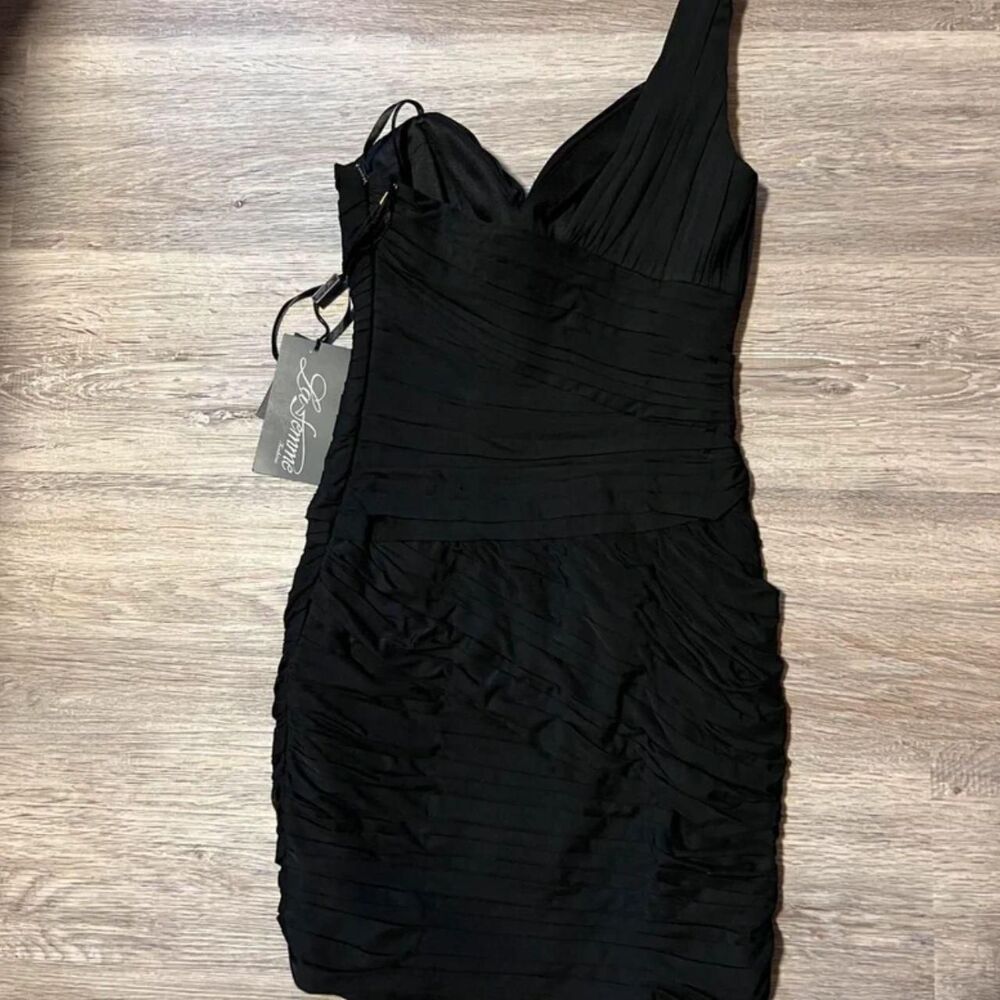 La Femme Black Formal One shoulder off the shoulder Mini Dress Size 00